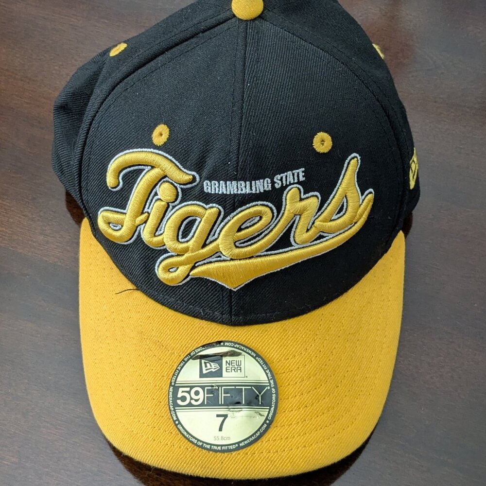 New Era  Men's Grambling State Hat Size 7 Black Yellow